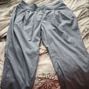 Shein curve cropped pants